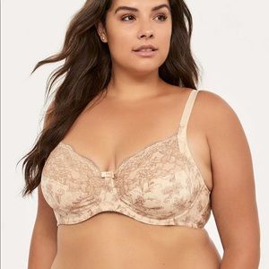 Wonderbra Nude Lace Underwire Bra